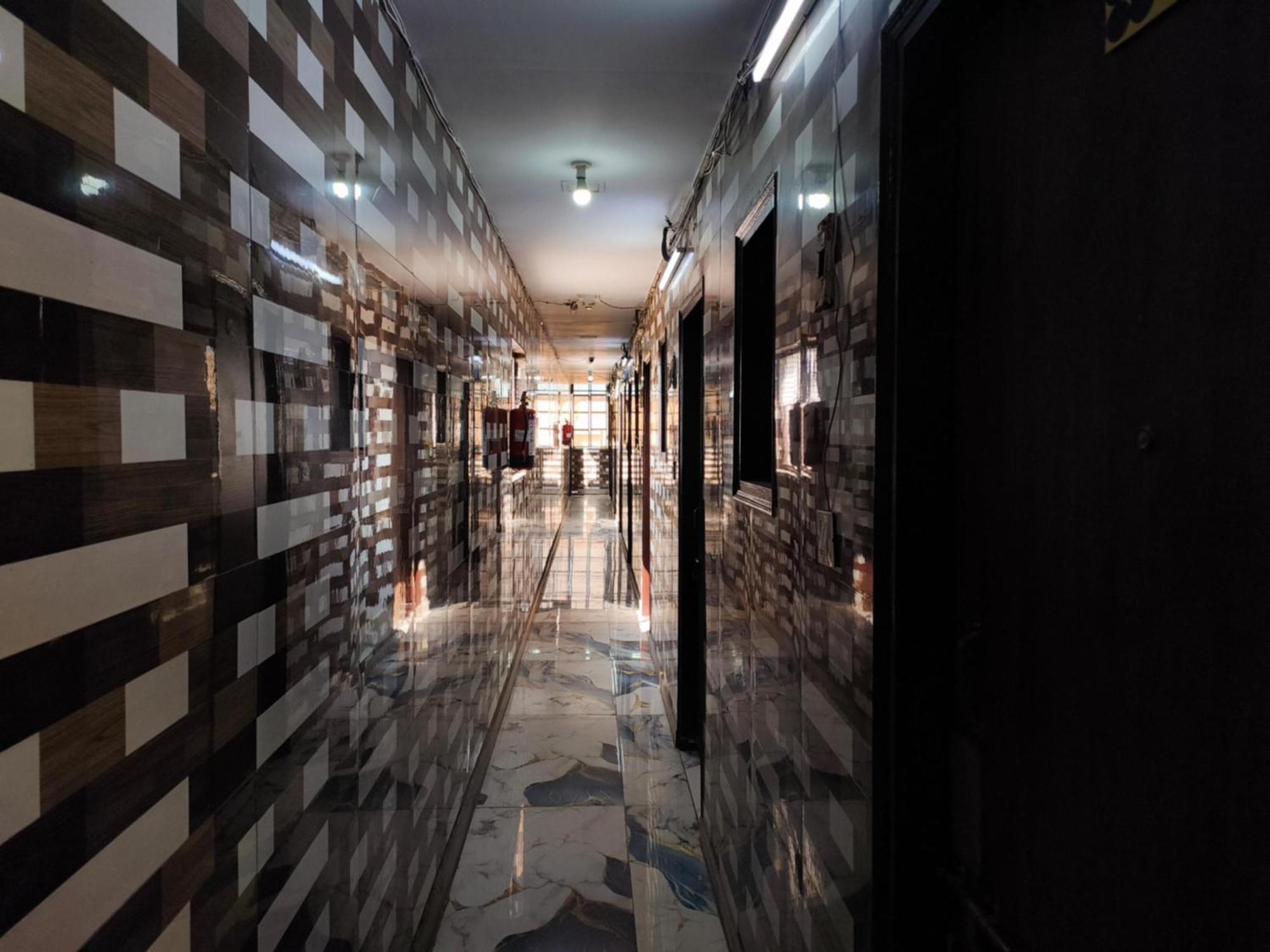Hotel Metro Park New Delhi Ngoại thất bức ảnh